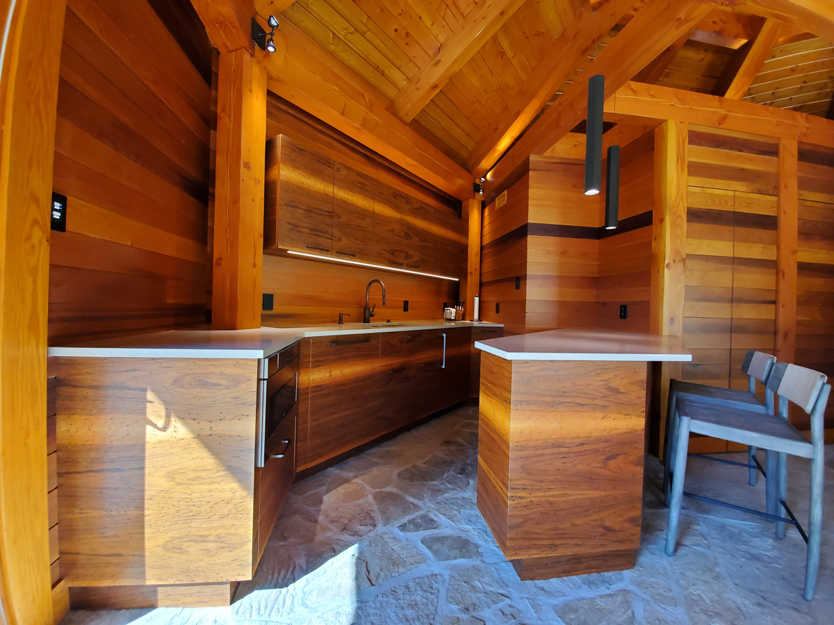 Custom wood furniture Laurentians
